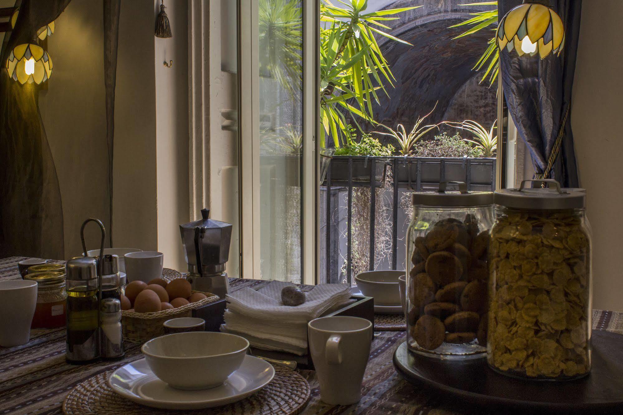 Diletto A Napoli Bed and Breakfast Εξωτερικό φωτογραφία